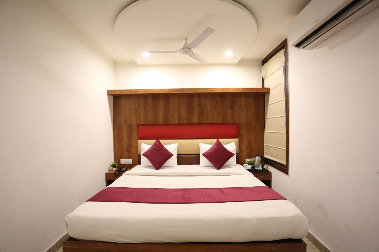 Hotel Sm Suits Near Delhi Airport-Unit By Grand Urban Luxury Nové Dillí Exteriér fotografie